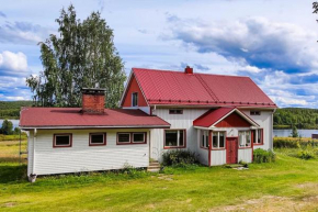 Lappish Summerhouse by the River